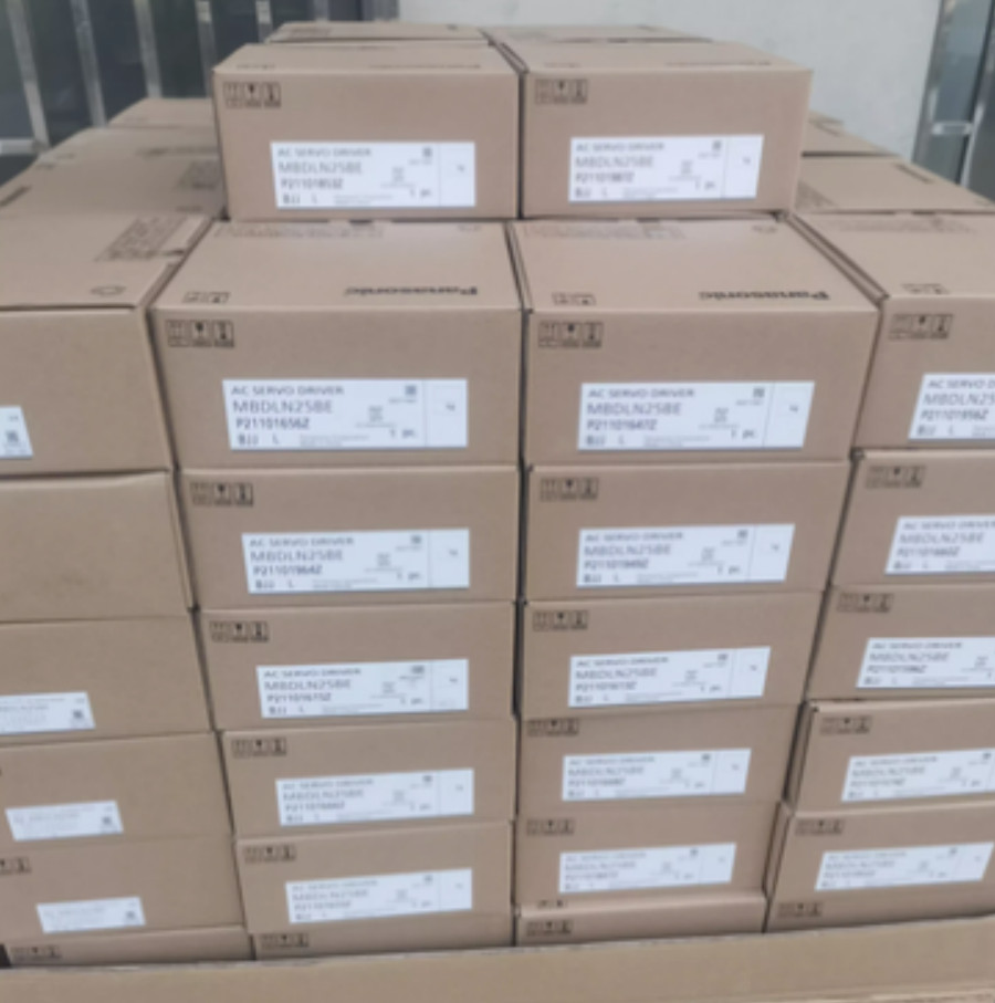 priority express Panasonic servo motor MSMA022A1A new