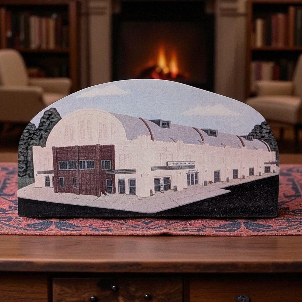 Hershey Park Arena Replica , Ron Edelheiser's Illusions Studios