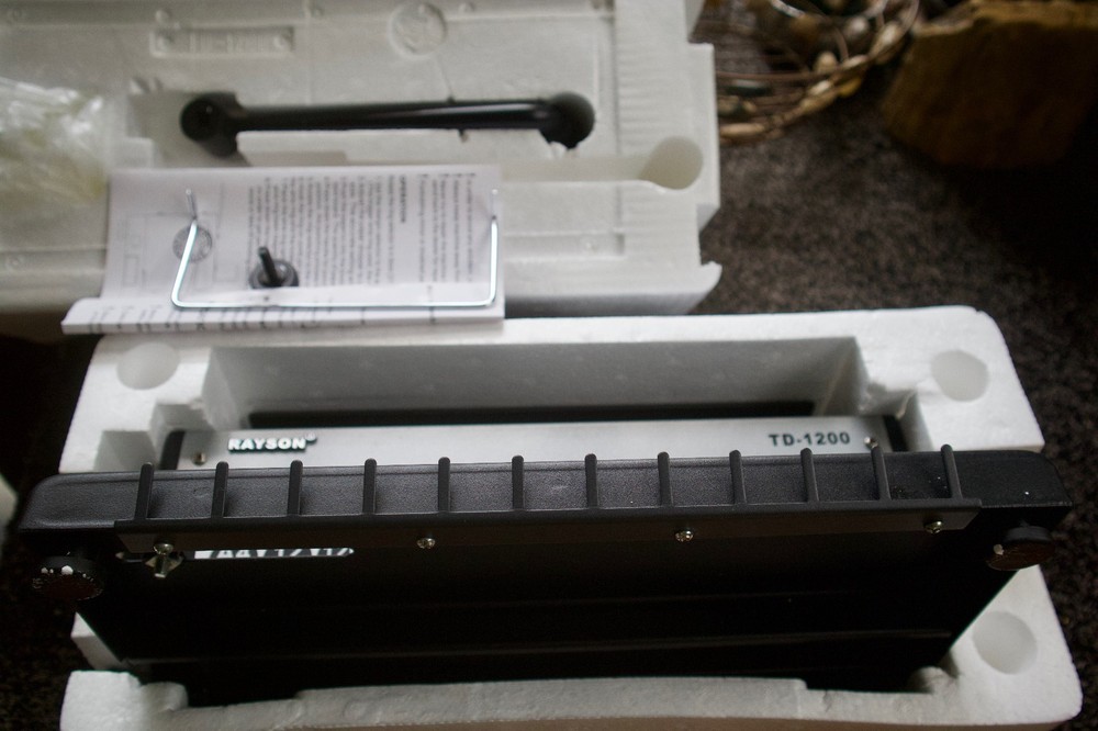 Rayson Manual Wire Binding Machine TD1200 3:1 Pitch