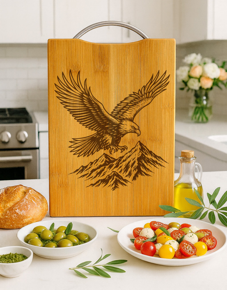 Personalized Eagle Cutting Board, Rustic Woodland Decor, Gift for Nature Lovers