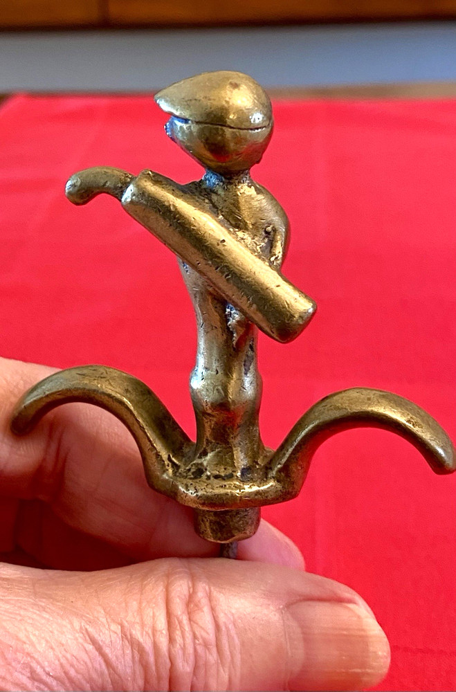 Vintage Solid Brass BOY w UMBRELLA Figural 4-D CORKSCREW 2 Finger Pull, Austria?