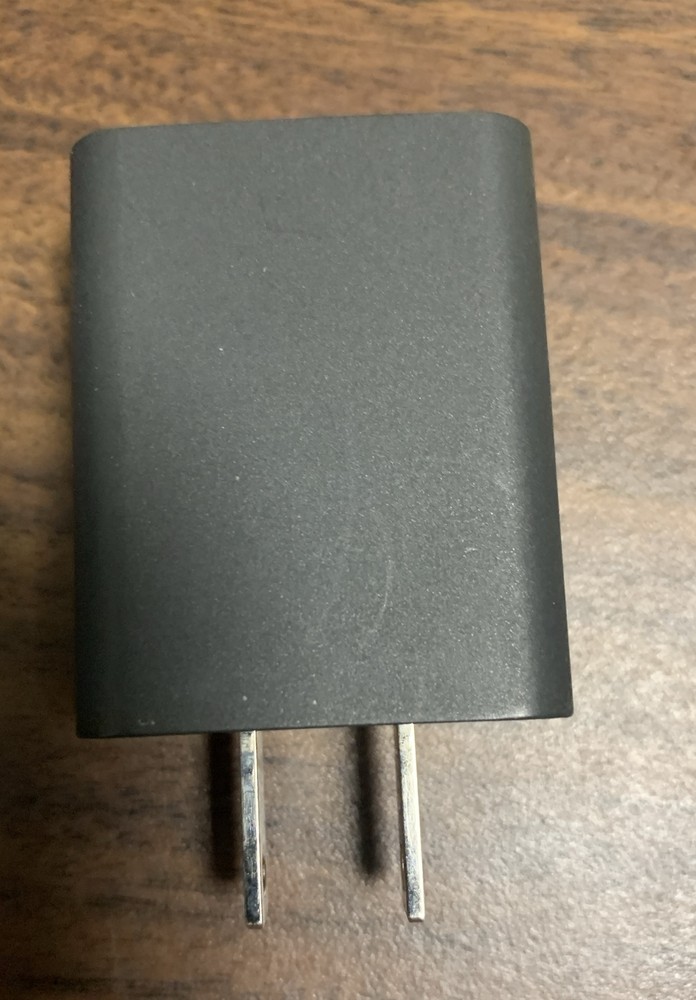 original charger brick No cable OCULUS GO OEM good or excellent B