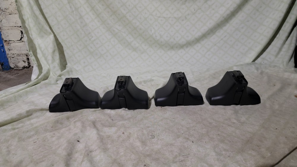 Thule - Rapid Traverse 480R - Roof Rack Mount - NICE