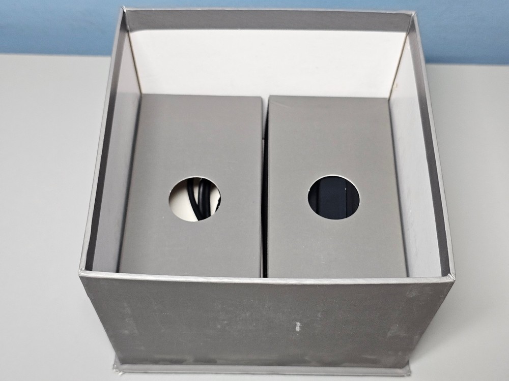 Apeman M7 Projector - 1080p -DLP Technology - Bluetooth - .8-2.6m Projection