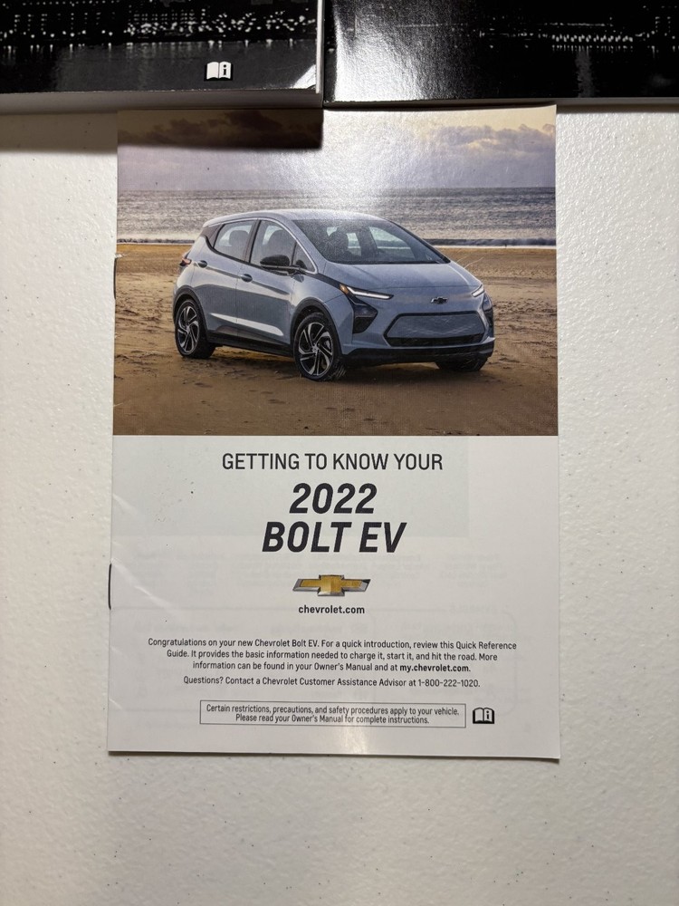 2022 Chevrolet Bolt EV Owner's Manual Set