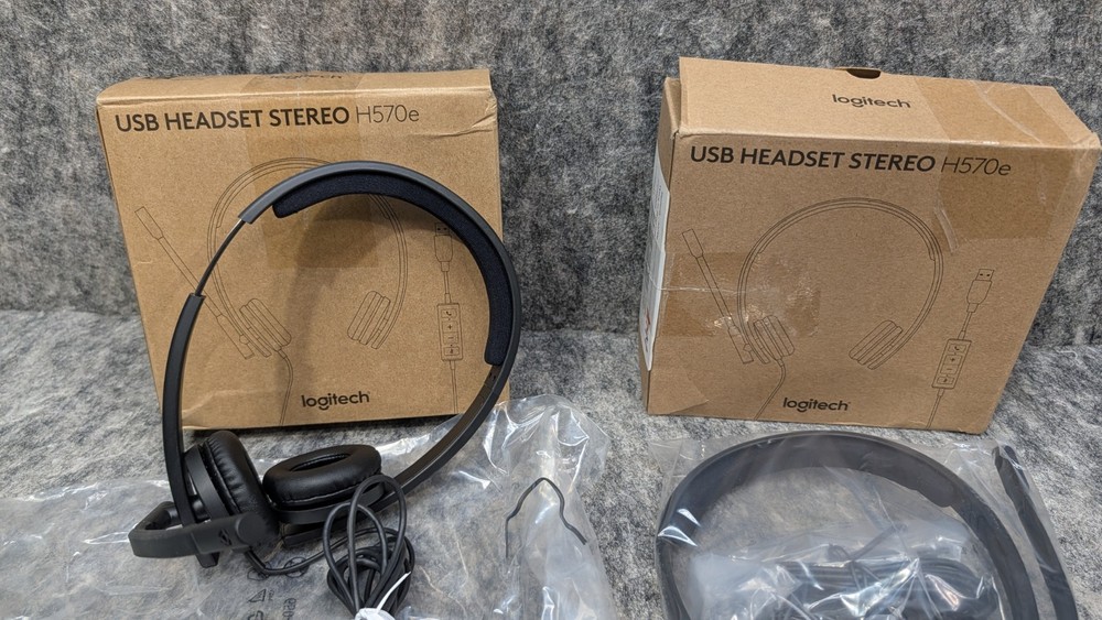 2 x Logitech H570e USB Stereo Headset - Black 🔥New/Open Box🔥