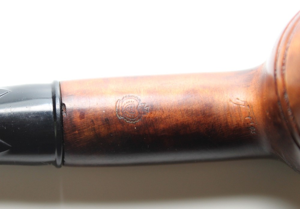 Estate Smoking Pipe - Royalton Crown