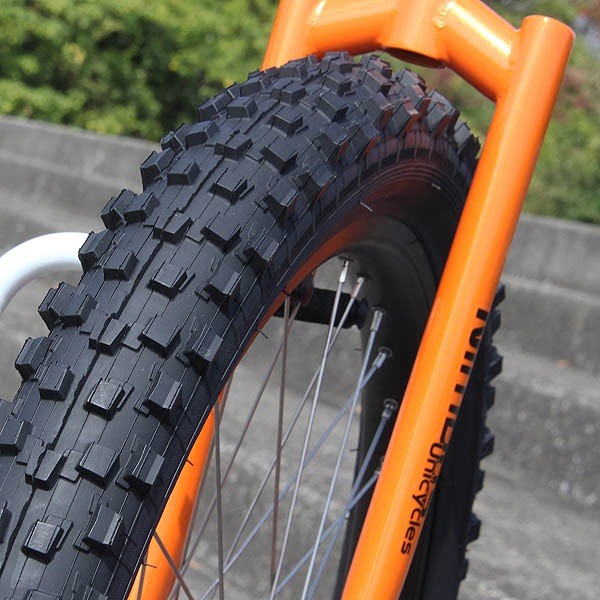 Nimbus - M-Uni [24-inch]