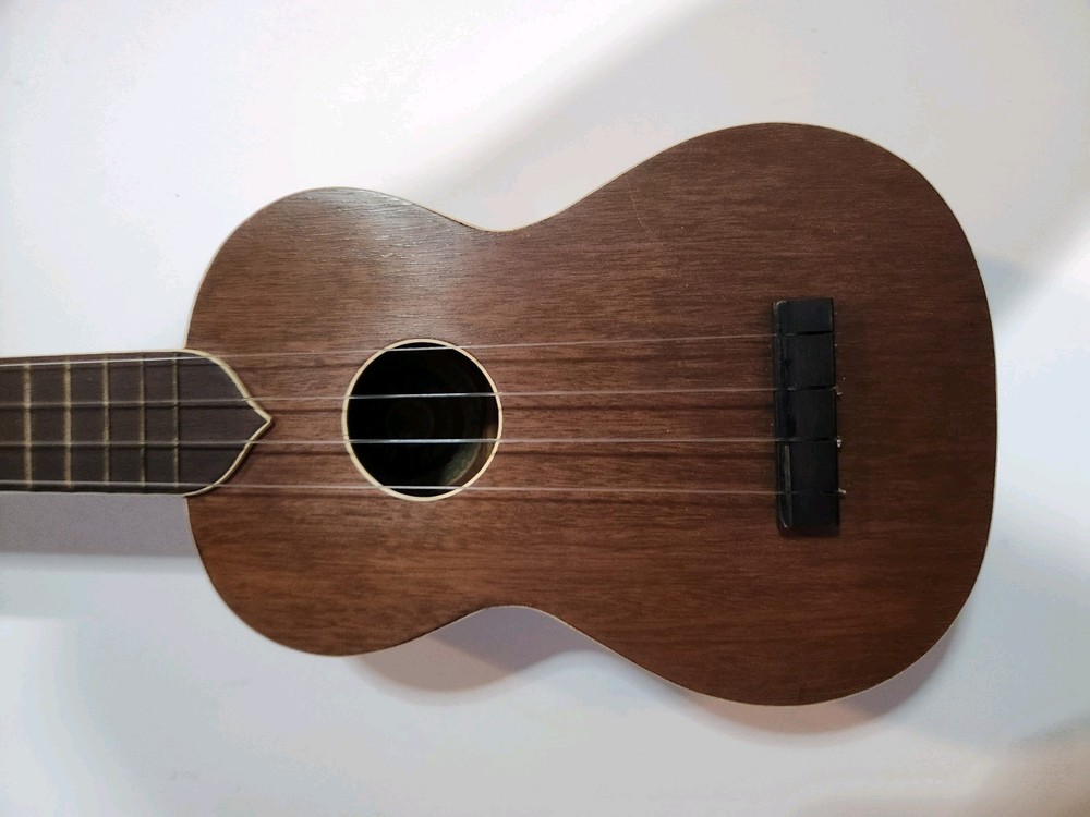 Ukulele Vintage Bruno Hawaiian Ukulele