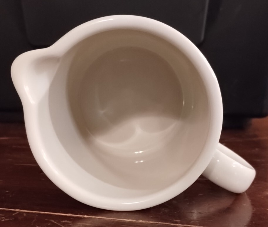 Sakura / Warren Kimble Barns Creamer Cup - 1998