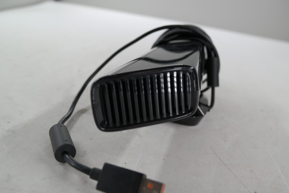 Microsoft Xbox 360 Kinect Motion Sensor Camera Black Model 1473 x7
