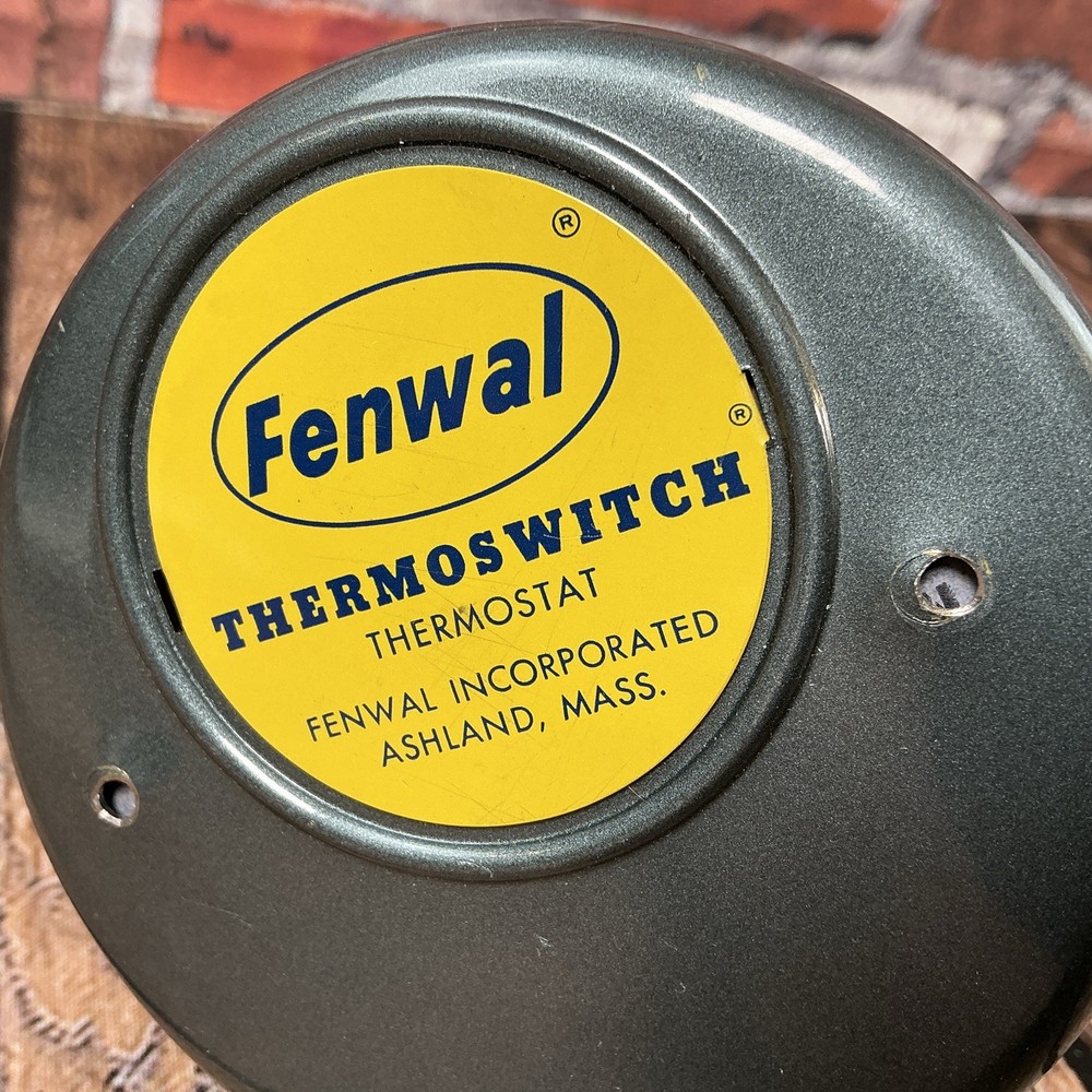 Fenwal 22710-0 Thermoswitch Temperature Controller