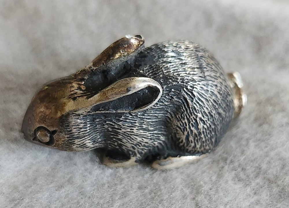 KIRK & SON Solid Cast Sterling Silver Miniature Figurine "Hare Raiser" Bunny