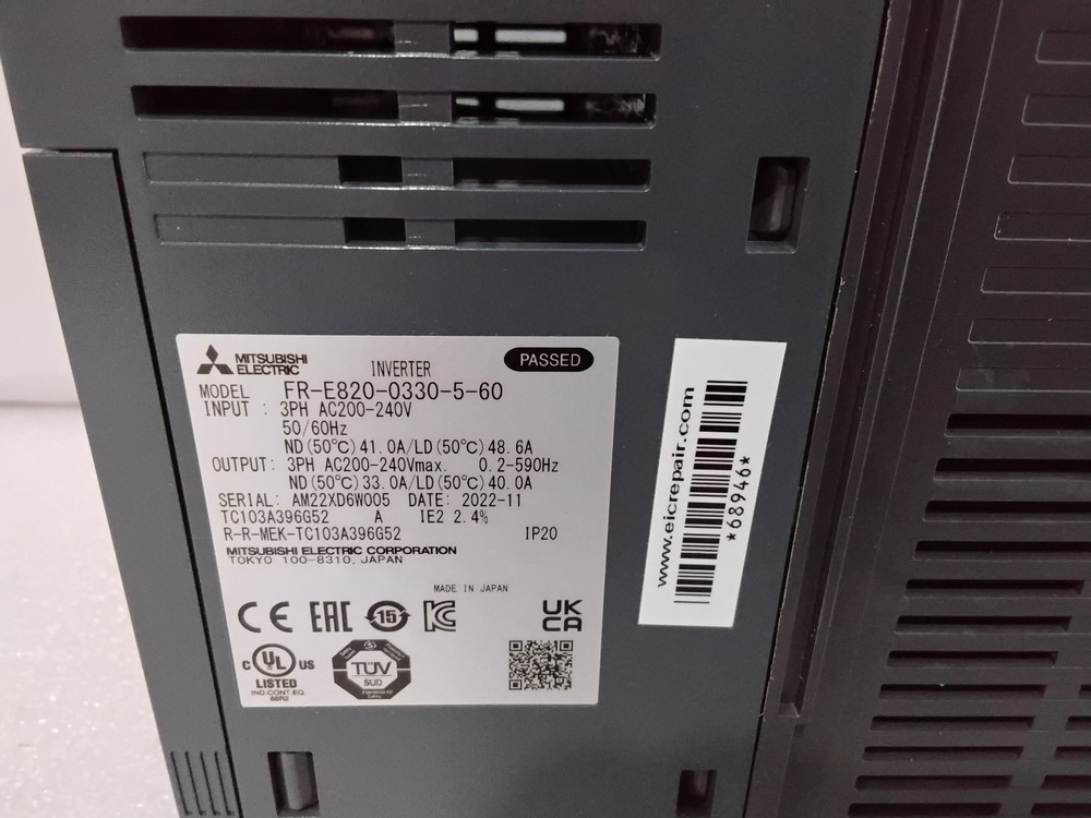 Mitsubishi FR-E820-0330-5-60 AC Drive