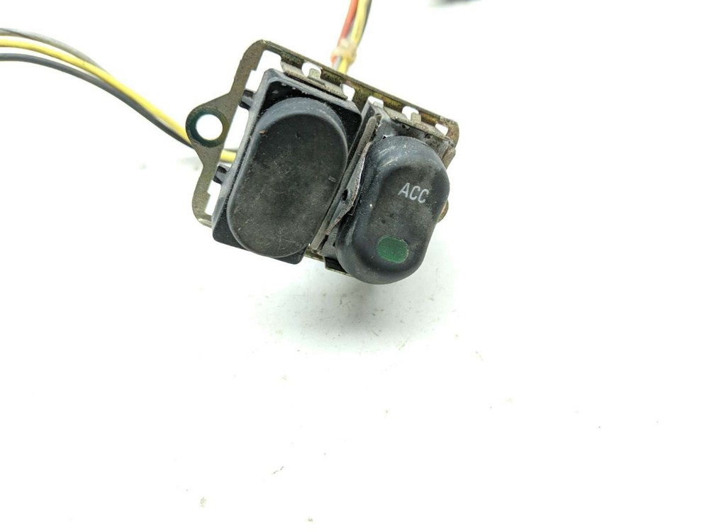 02 Harley Classic Electra Glide 1450 FLHTC Headlight Switch Assembly