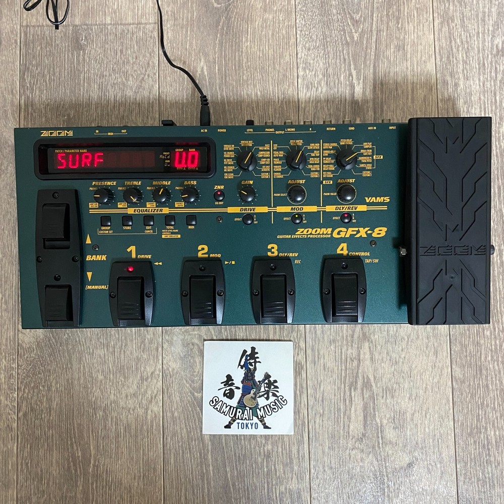 ZOOM GFX-8 Multi-Effector Multi-Effects Processor Used Shipping From Japan