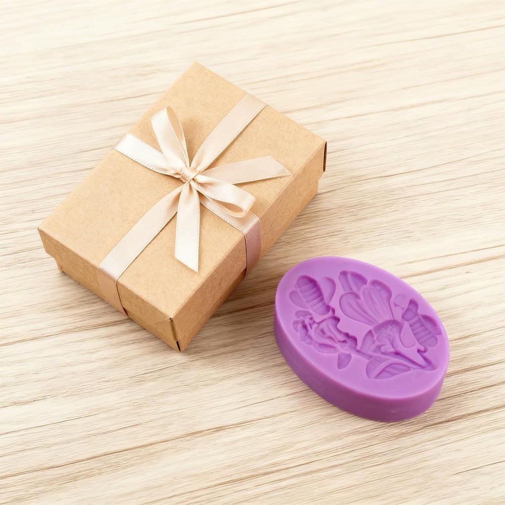 MULTI-PURPOSE SILICONE SOAP AND CRAFT MOLD WITH BEES AND FLOWER PATTERNS