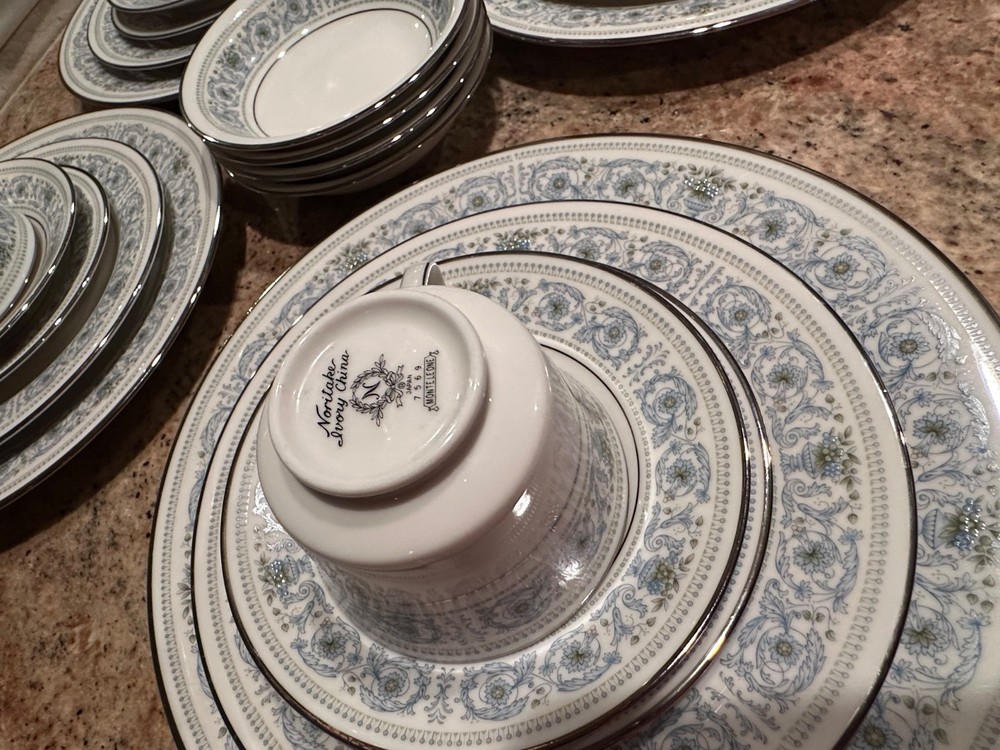 Noritake Monteleone 4 Place Settings (24 piece set) EXCELLENT!