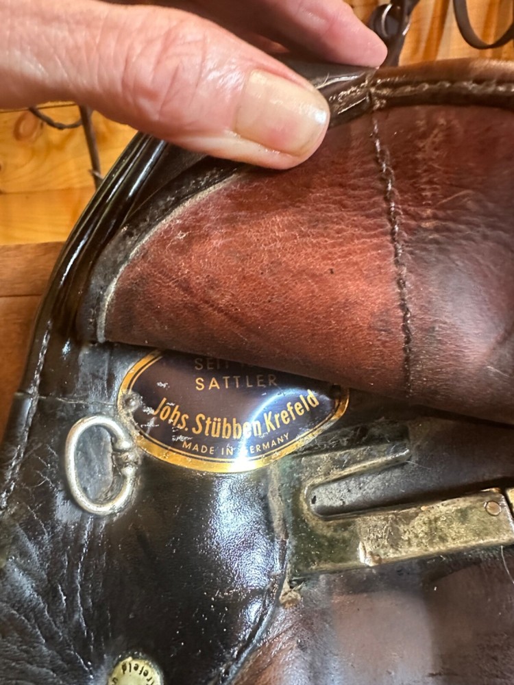 Stubben Two-Tone Imperator Saddle 17.5"