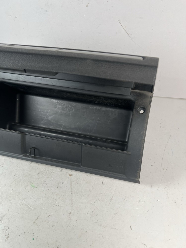 07-13 Silverado SIERRA Dash UPPER GLOVE BOX Storage Compartment Door BLACK