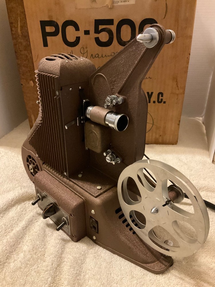 8mm Universal Projector Model PC-500 Instruction Booklet Bulb Inspection RUNS