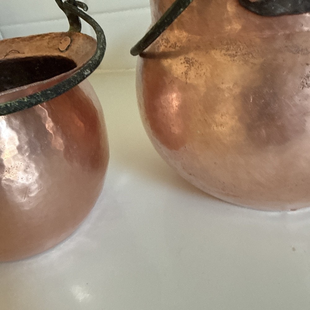 Set Of 2 Stacking Hammered Copper Planter/Pot/cauldron