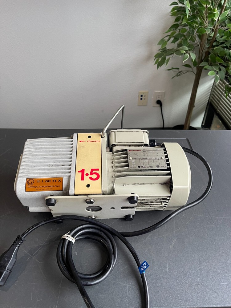 Edwards E2M1.5 Rotary Vane Dual Stage Vacuum Pump 230V