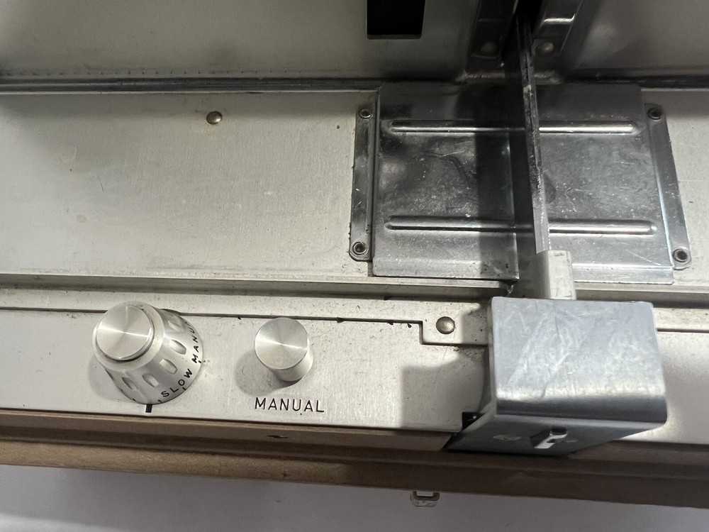 Argus Automatic Single Slide Projector - Model 58 - UnTested Vintage