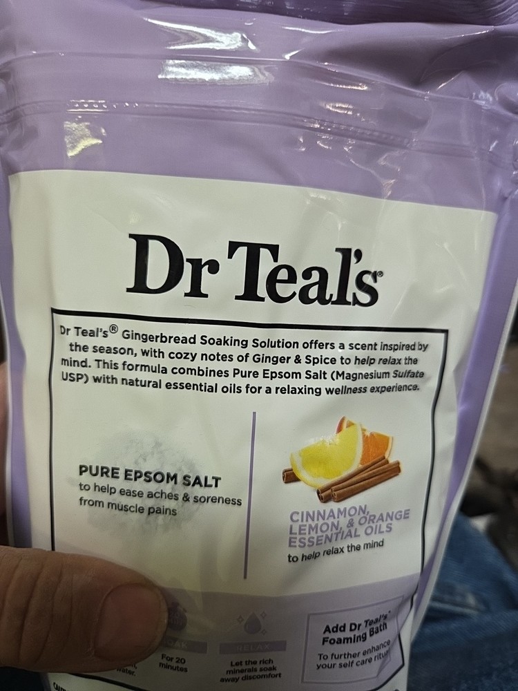 Dr Teals pure epsom salt Limited edition Gingerbread soaking solution relaxing