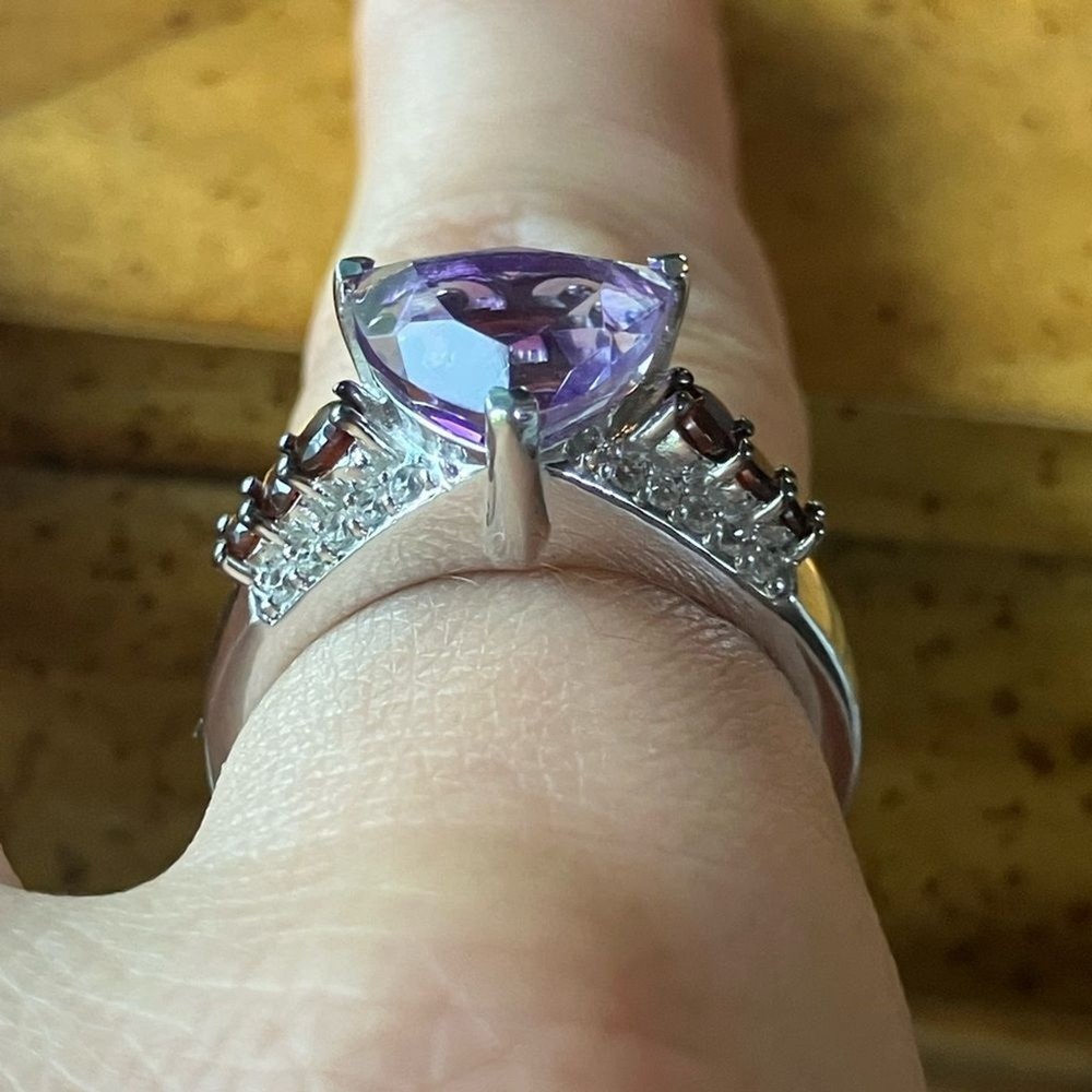 Moroccan Amethyst Red Garnet Sterling Silver Ring Size 8