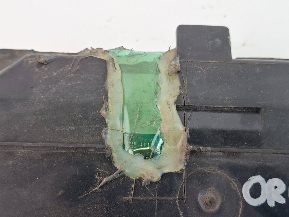 Renault Modus 2005 Engine Control Module 8200430215 kW BVV2967