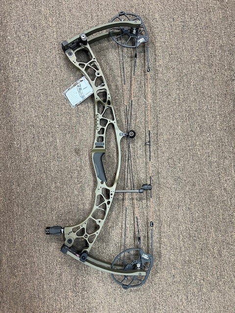 hoyt ax2 32