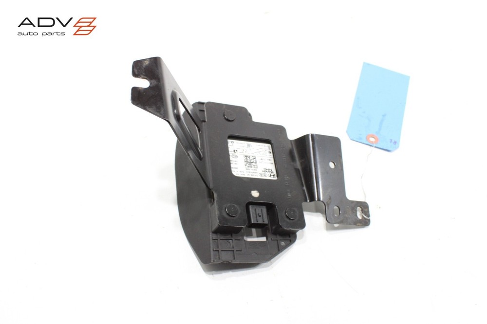 2020 KIA SORENTO REAR LEFT SIDE BLIND SPOT RADAR SENSOR MODULE & BRACKET OEM