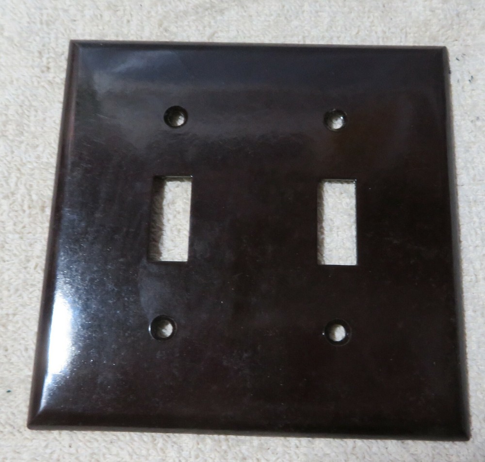 EAGLE USA Smooth Brown Bakelite 1960s Double Switch Plate Wall Box Cover