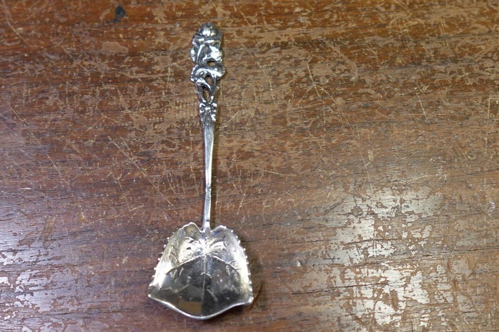 4.25" 800 MARKED STERLING MLMC COLLECTOR SPOON UNREADABLE HALLMARK