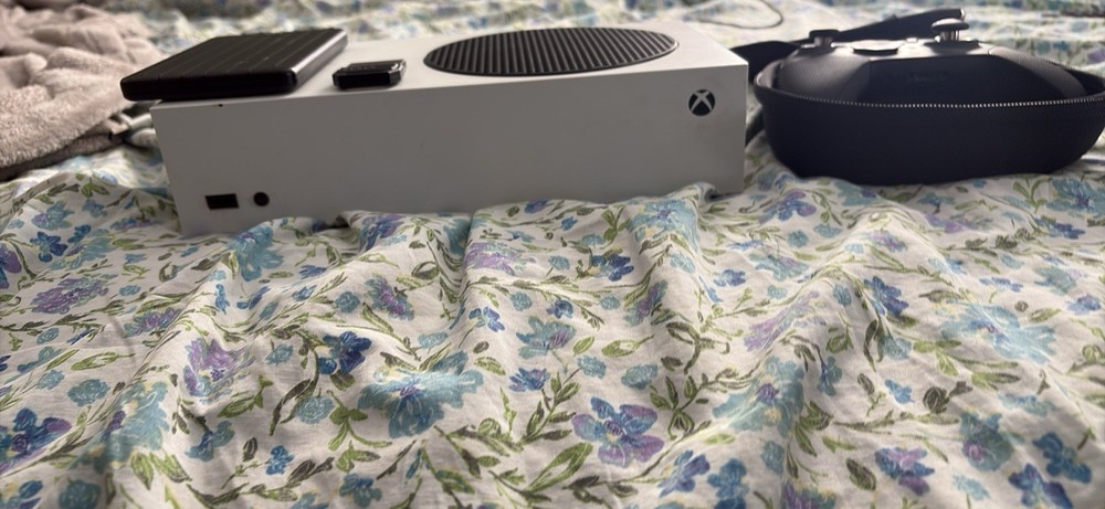 Xbox series s 2tb Bundle elite pro 2 controller