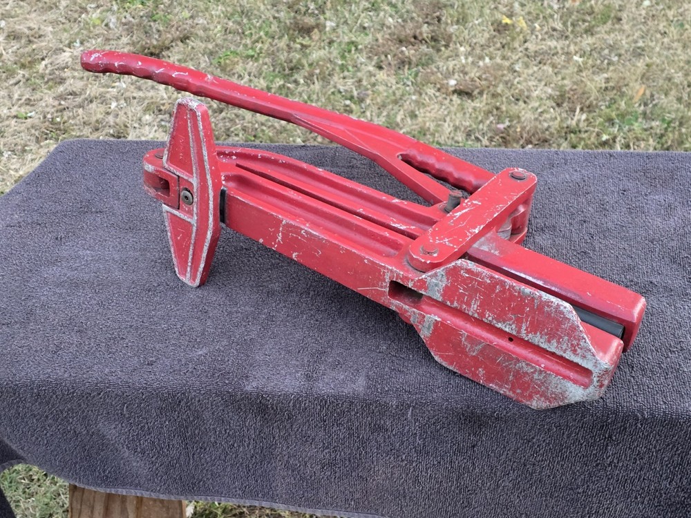 Vtg Akron Fire Hose Compressor Clamp Fireman Fighting Old Squeeze Shut Off Tool