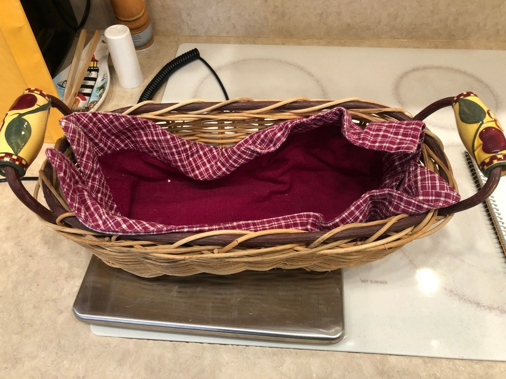 Basket with Ceramic Apple Handle Covers