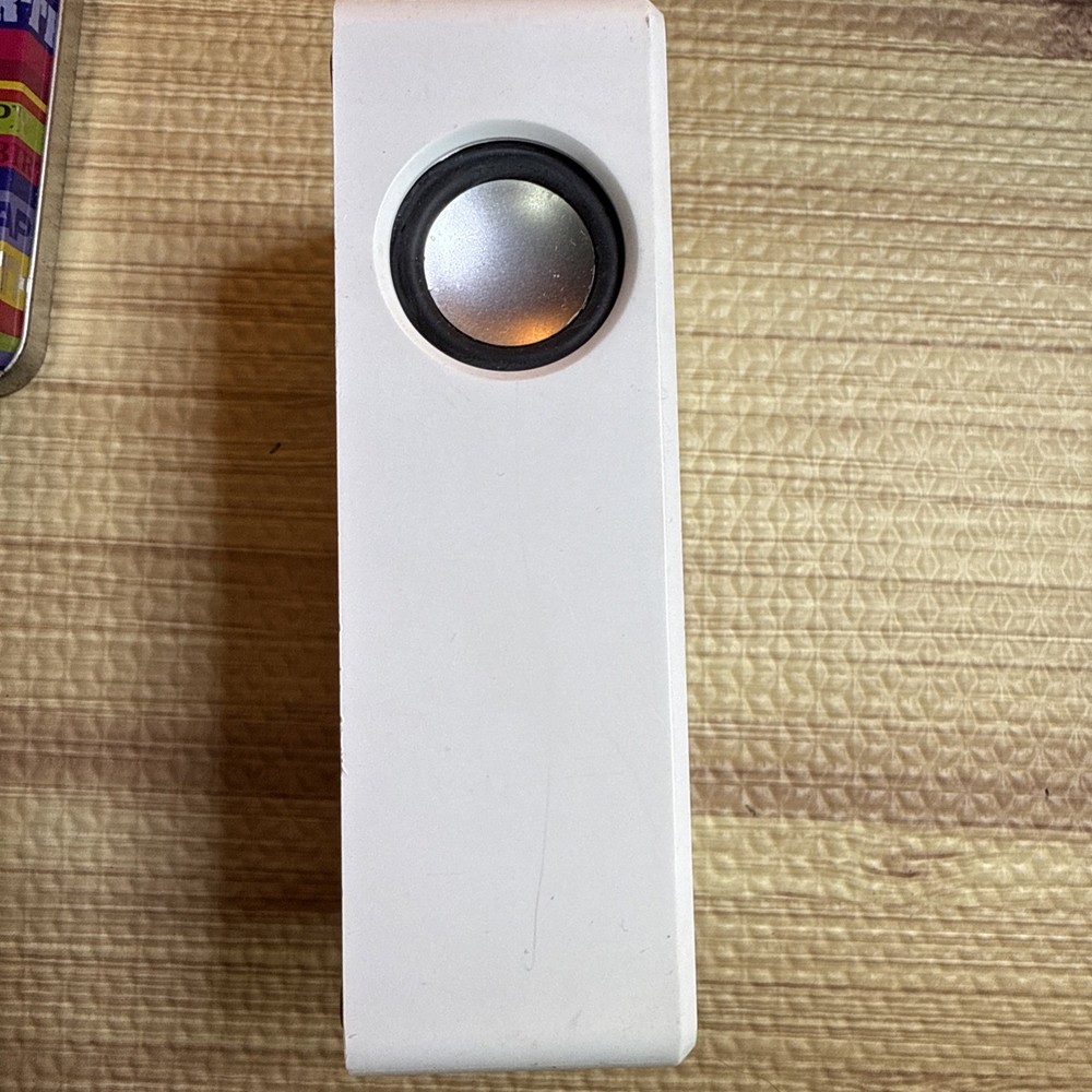 Apple Supplier Foxconn Log Strong Growth Says Cautiously Optimistic