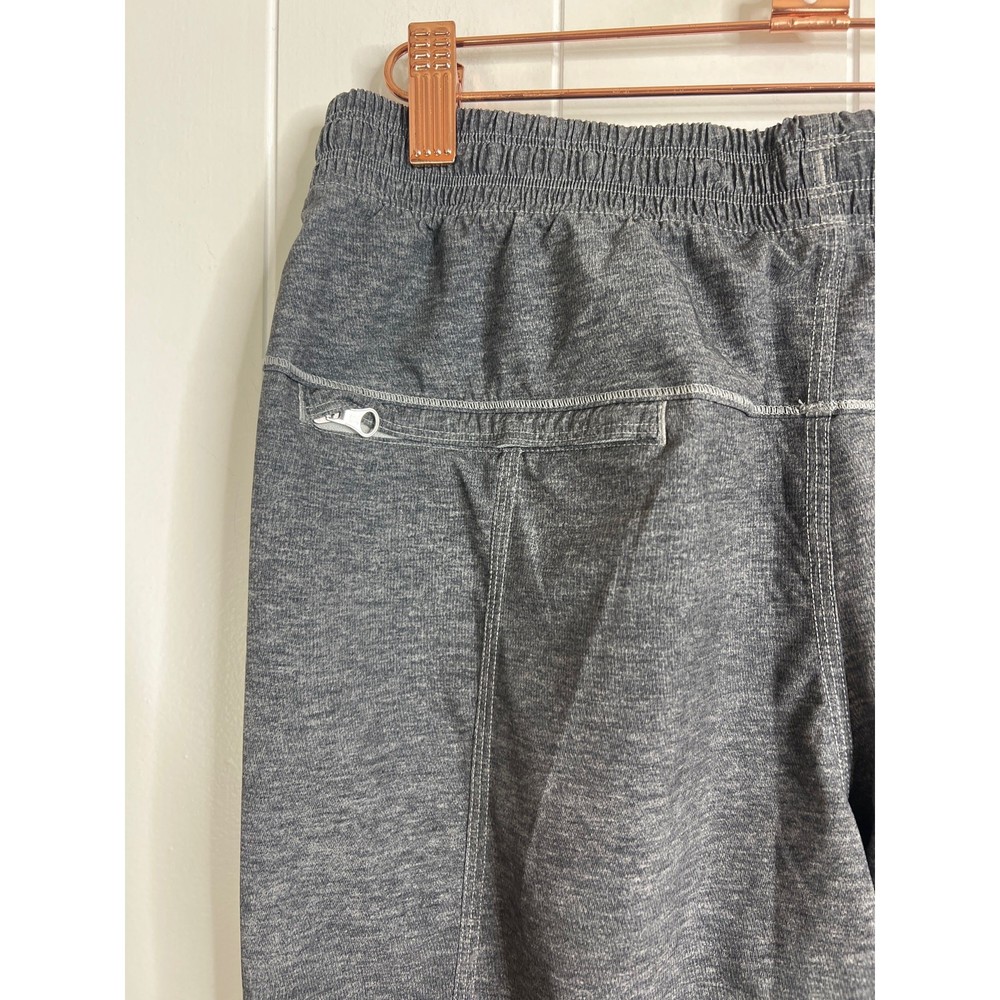 Lululemon Step Lively Crop Heathered Texture Printed Deep Coal Size 6