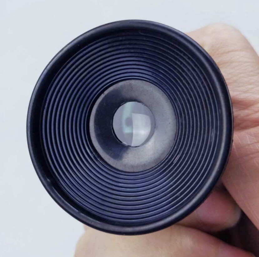 Portable Hand Held Refractometer, ATC, with Case and Accessories