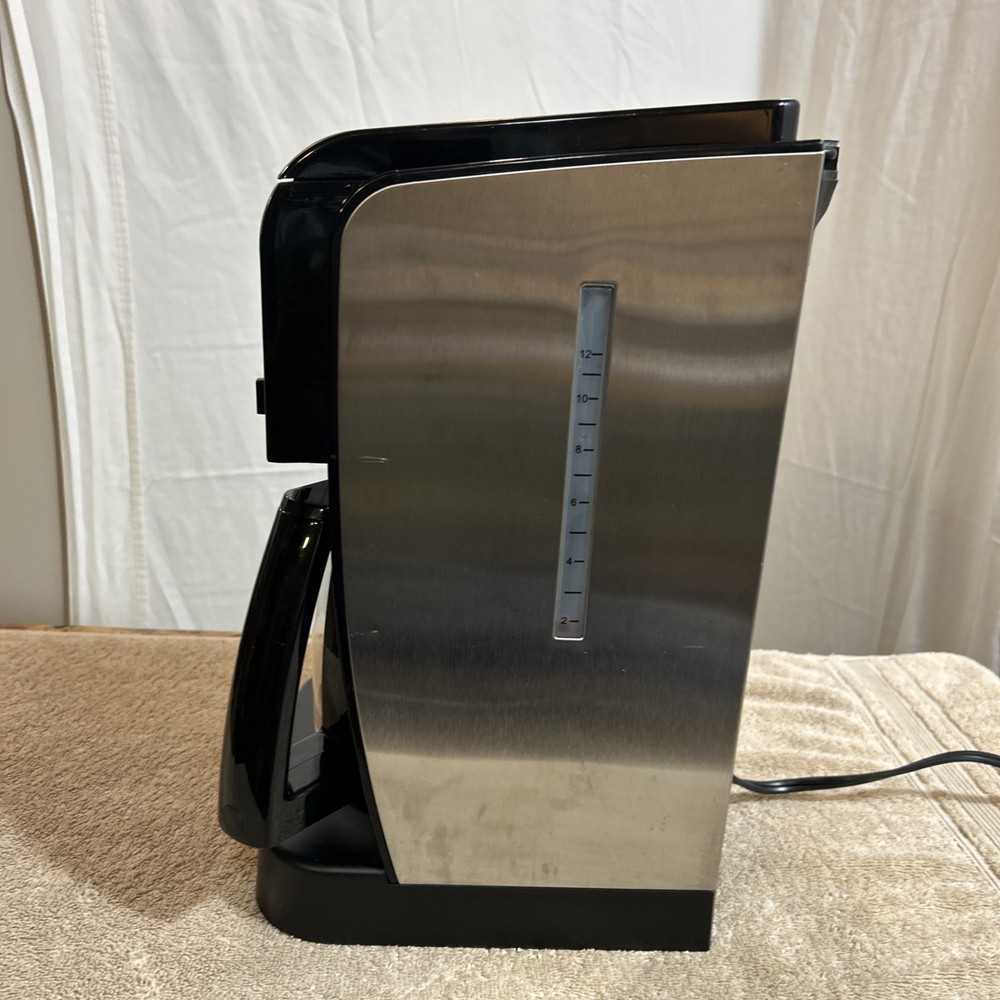 Cuisinart Extreme Brew 12 Cup Programmable Coffee Maker. Model DCC-2650