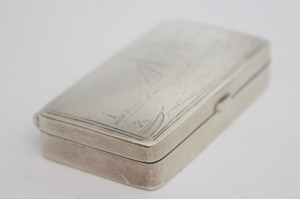 Sterling solid silver stamp box with paddle steamer engraving Elizabeth II