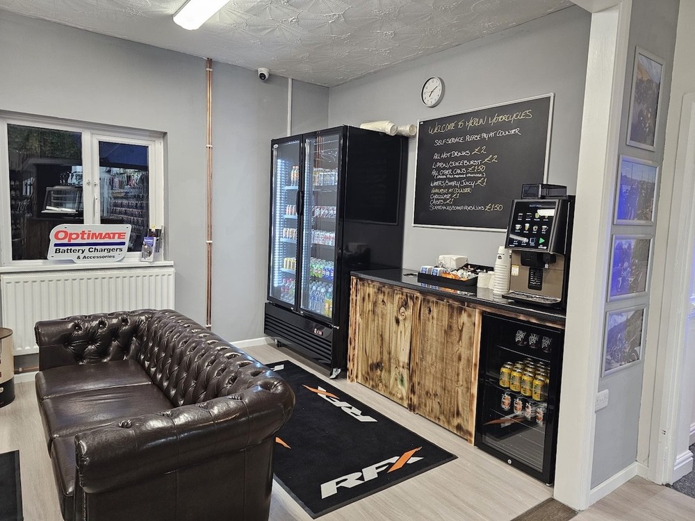 SENA 5R LITE MOTORCYCLE BLUETOOTH COMMUNICATION INTERCOM SYSTEM - NEXT DAY