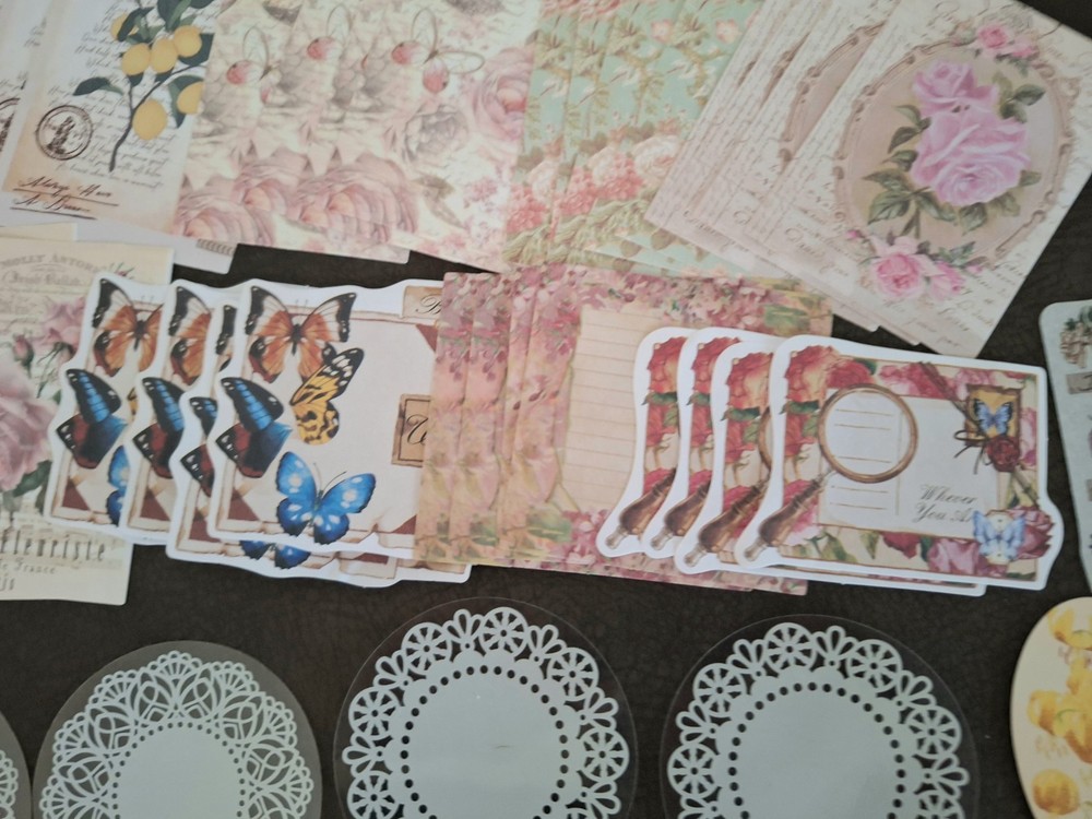 260 Pc Vintage Scrapbooking JJ & Craft Kit