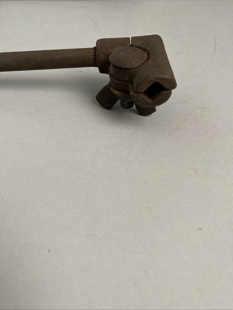 Vintage Hand Drill Wood Handle & Turn Knob