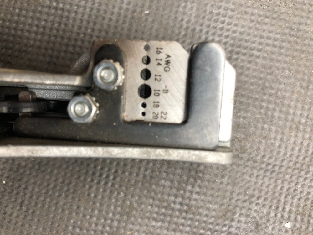 Ideal 45-292 Stripmaster Wire Stripper 10-22 AWG
