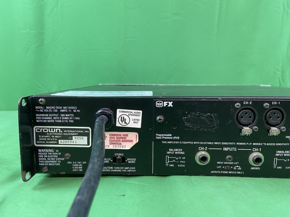 CROWN MACRO-TECH 600, 2 CHANNEL POWER AMPLIFIER