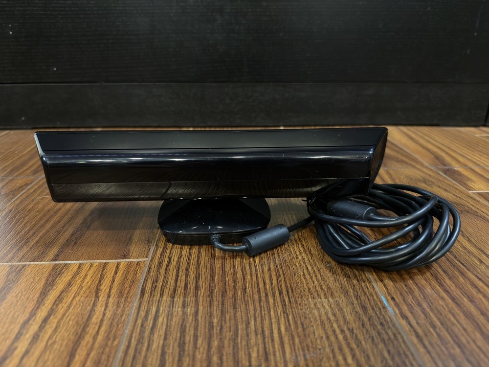 Official Microsoft Xbox 360 Kinect Motion Sensor Bar! ~ Works Great! Fast Ship!