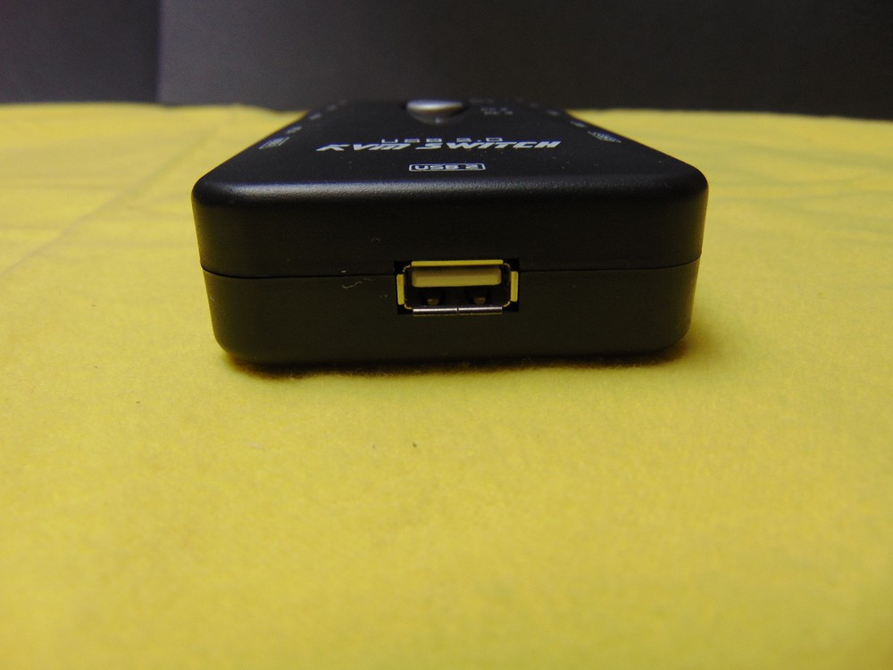 USB 2.0 4 Port KVM Switch